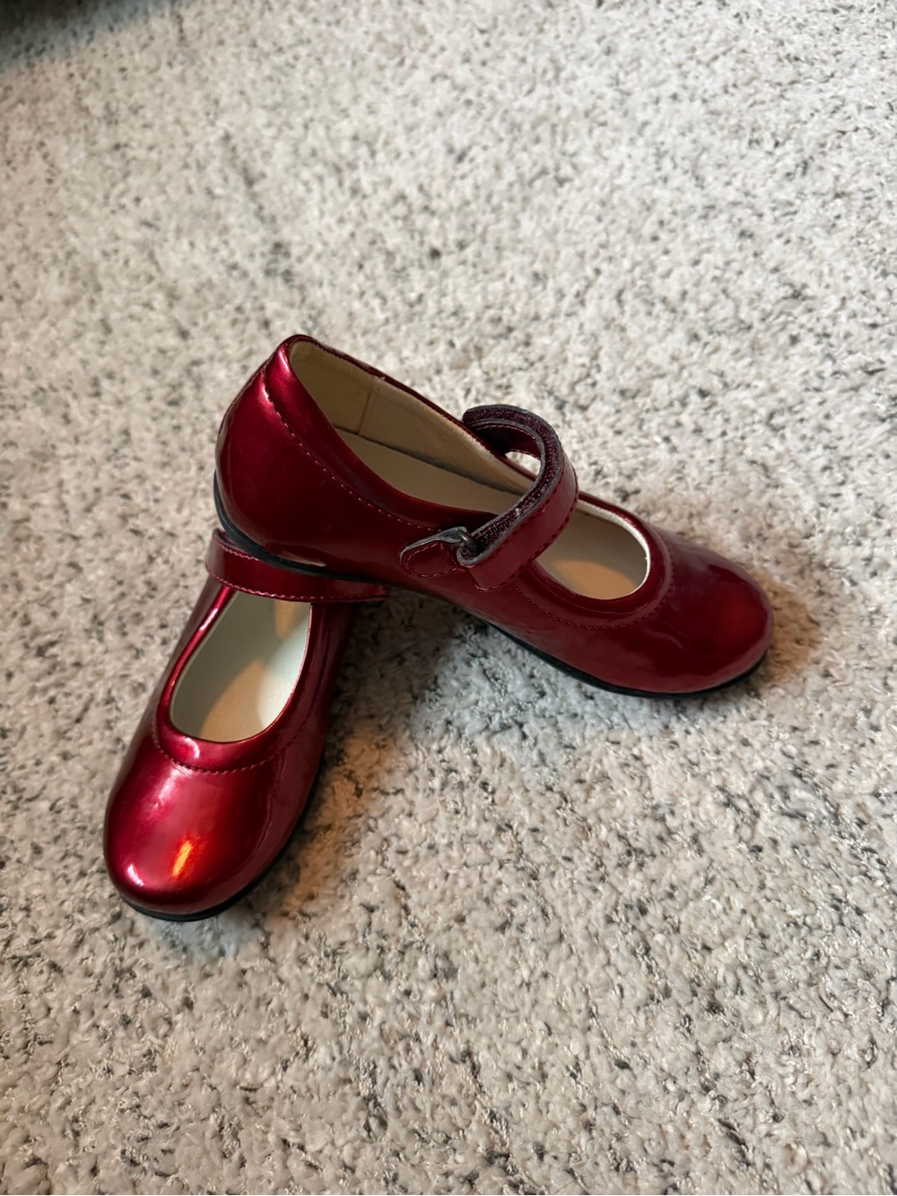 Primigi red Mary Jane shiny dress shoes   European size 29 11.5 girls